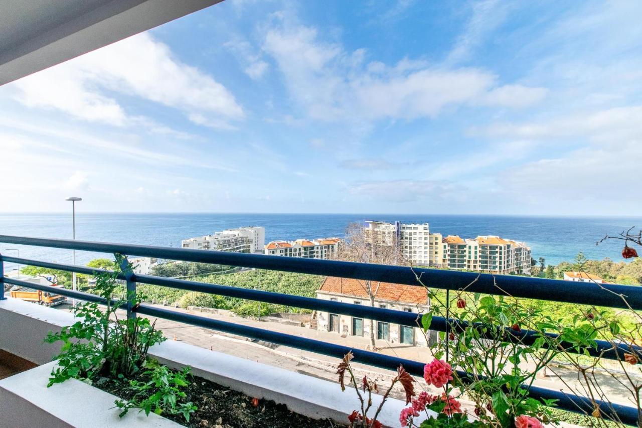 Sea And Sunset View Apartment In Funchal Экстерьер фото